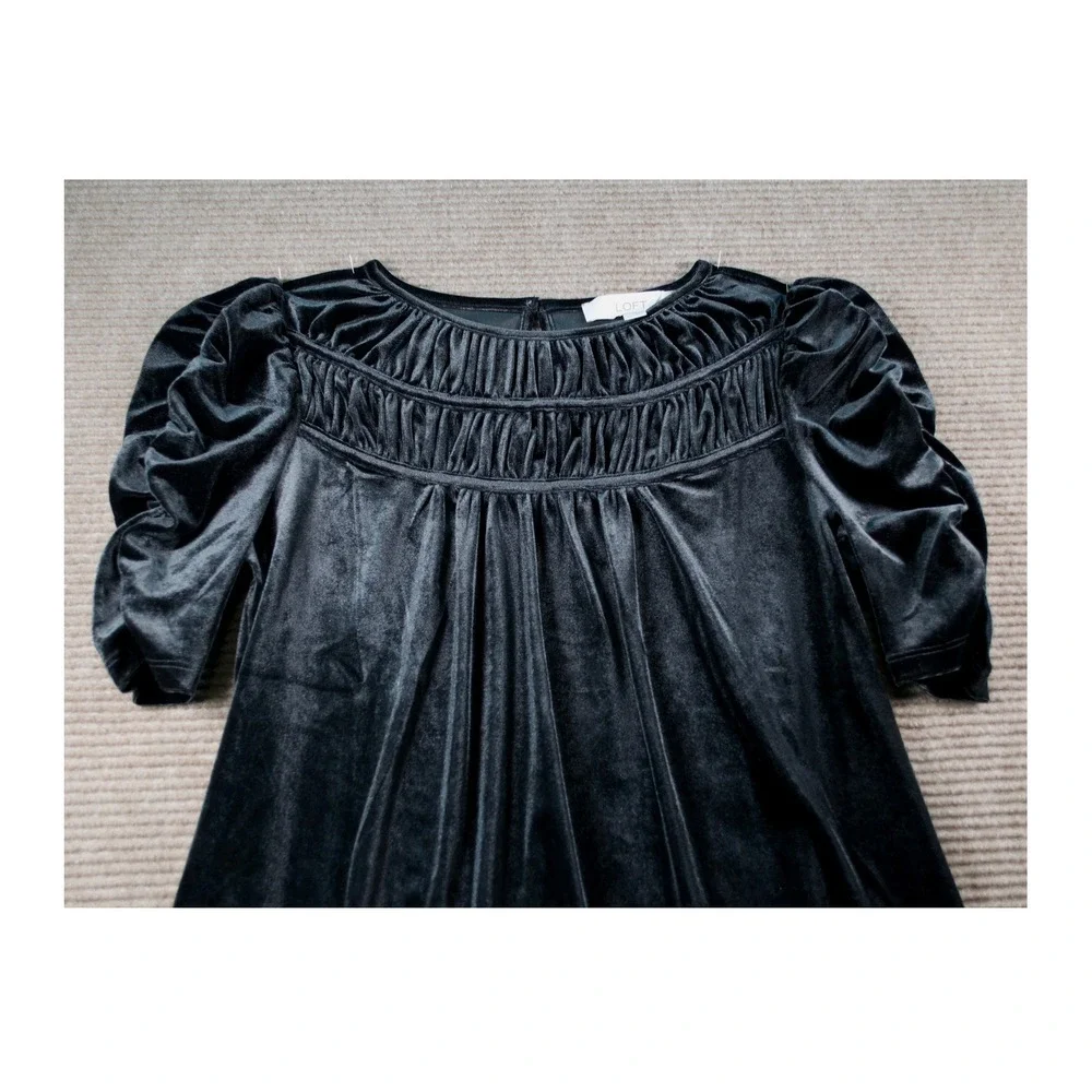 NWT LOFT Black Velvet Ruched Yoke Summer Goth Puff Sleeve Blouse XS